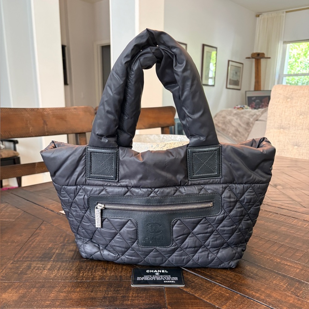 CHANEL Coco Cocoon tote
